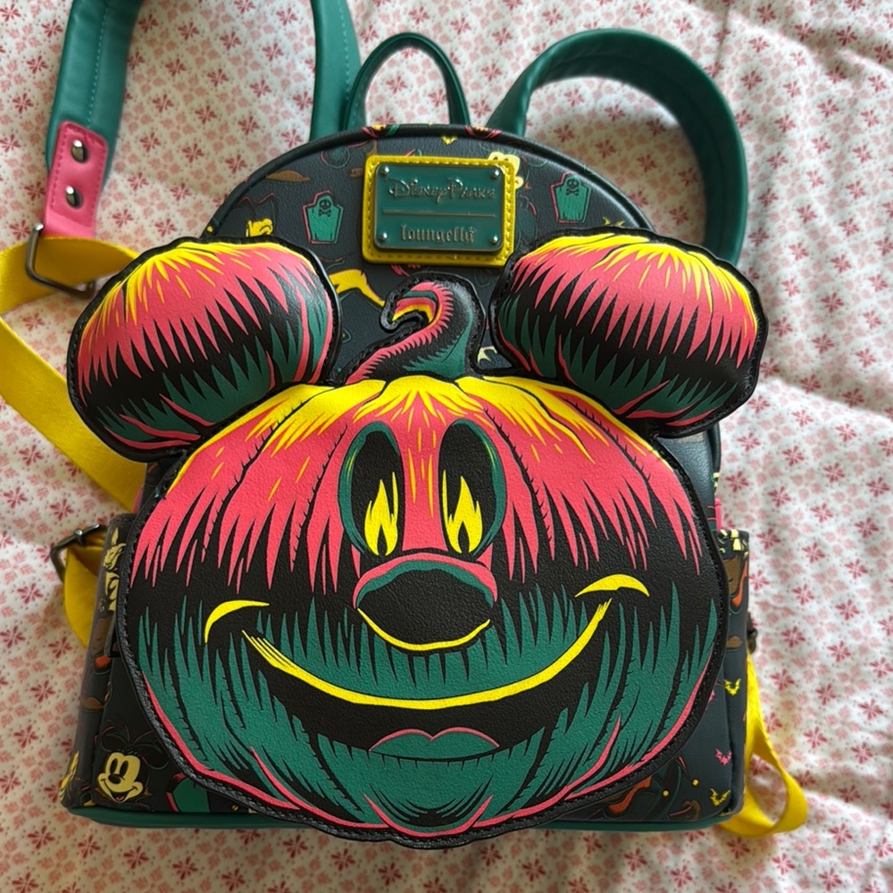 Loungefly Glow in the dark Mickey Pumpkin Backpack